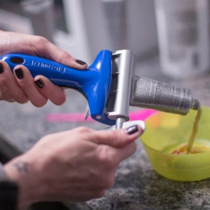 Tools and Gadgets How to Squeeze Out Last of the Hair Dye