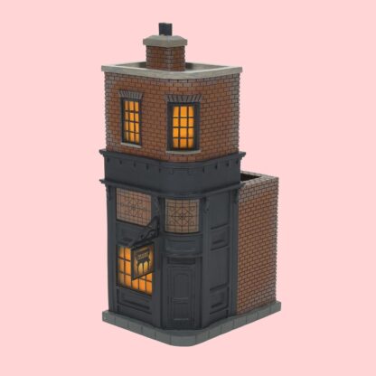 Leaky Cauldron Christmas Village Lit Building from Department 56 / Enesco